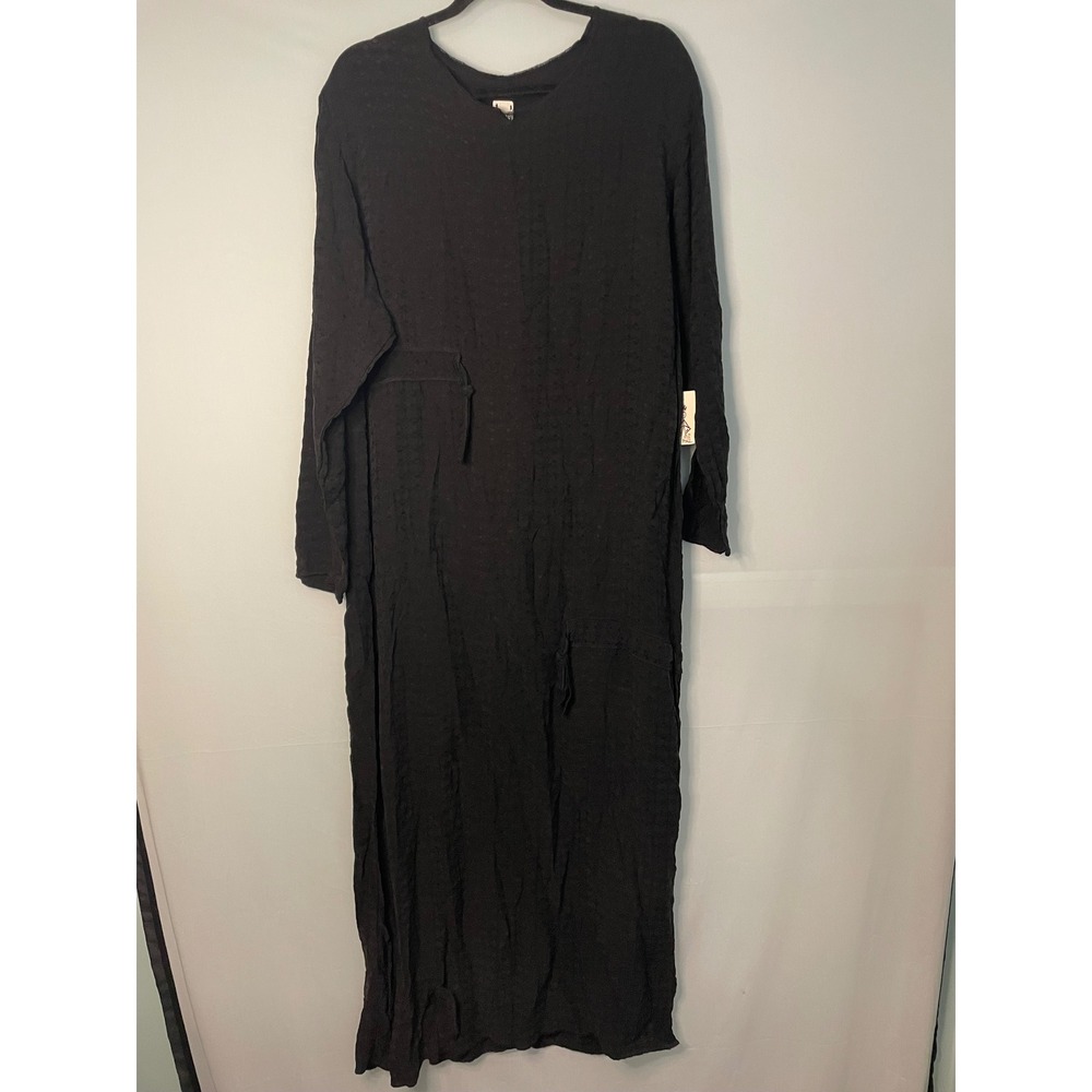 Garb Black Textured Long Sleeve Midi Dress Size Medium Style 1995 Made in USA‎